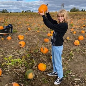 Meet your Posher, Abby